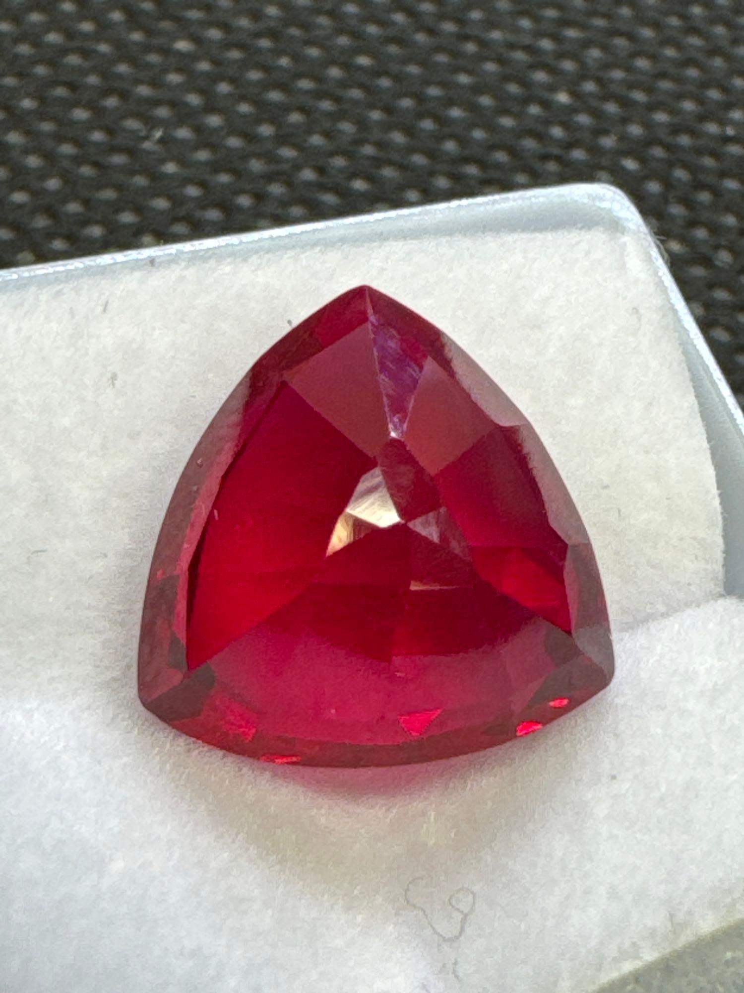 Doves Blood Deep Red Ruby Trillion Cut Gemstone Breath Taking 10.00ct