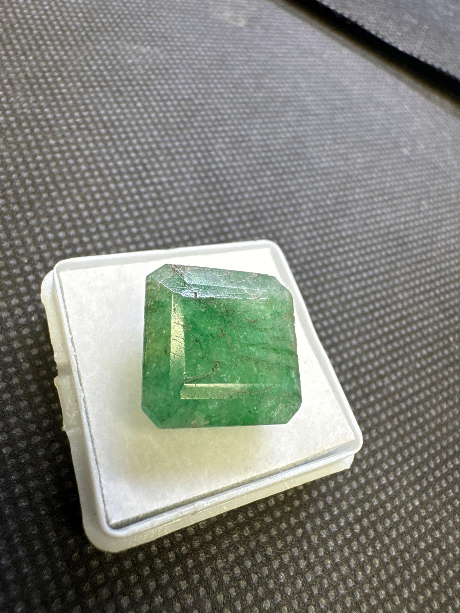 Square Cut Green Emerald Gemstone 16.55ct