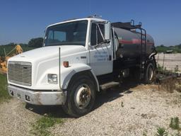 1998 Freightliner FL70 distributor