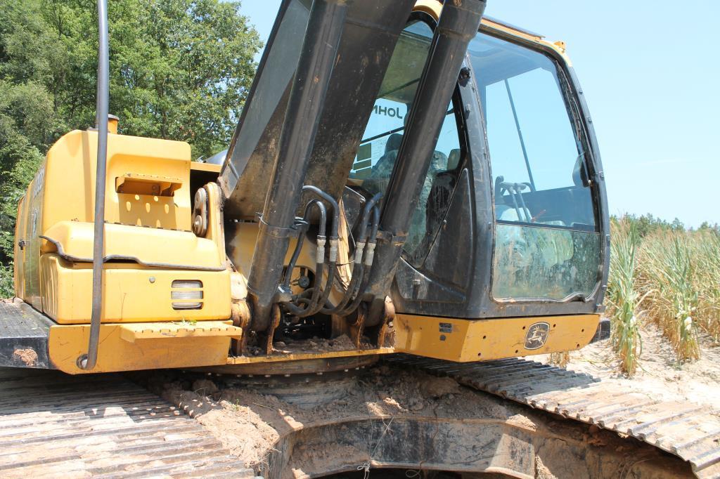 2010 John Deere 200D LC Excavator, 1673 Hrs