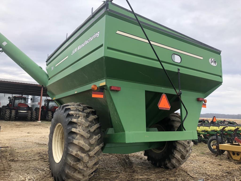 J&M 750 Grain Cart