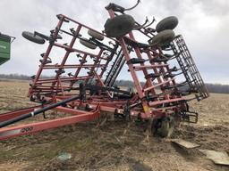 Case 200 TigerMate 2 Field Cultivator w/ Crumbler