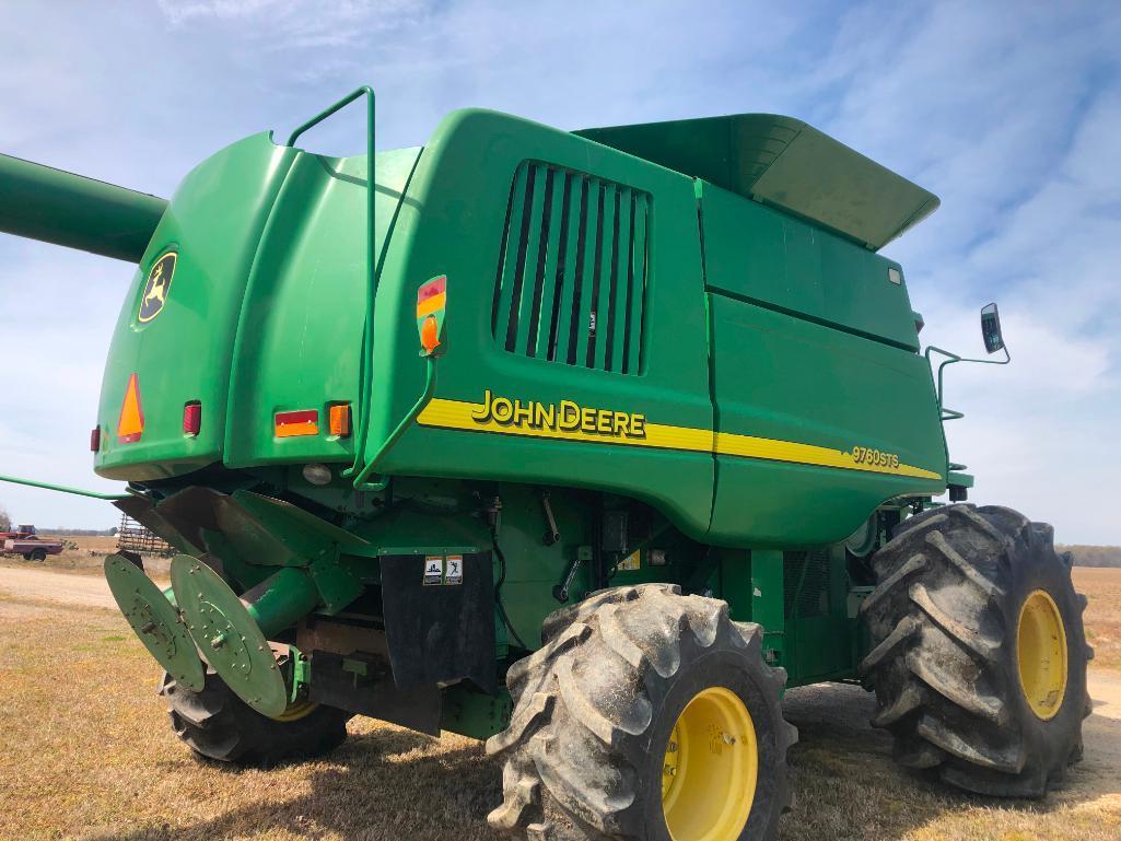 John Deere 9760 STS Combine