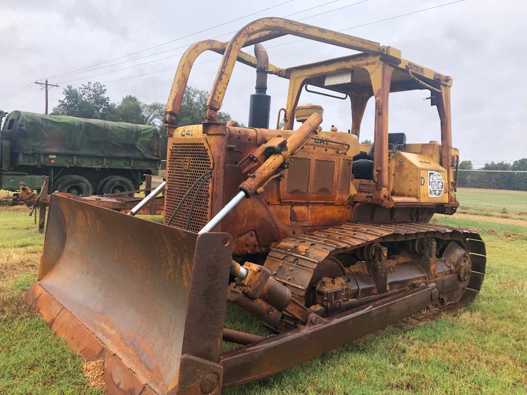 CAT D6D Dozer