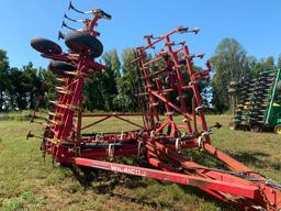 Wilrich 3400 36' Field Cultivator