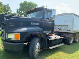 2000 Mack CH613 Truck, VIN # 1M1AA13Y7YW115972