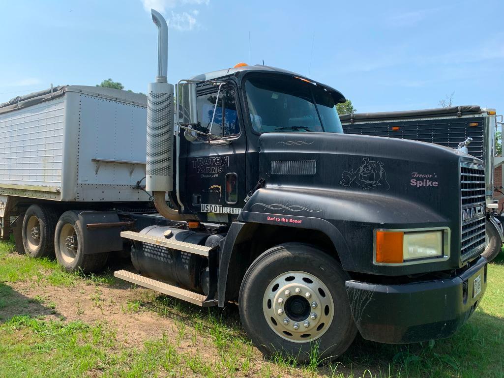 2000 Mack CH613 Truck, VIN # 1M1AA13Y7YW115972