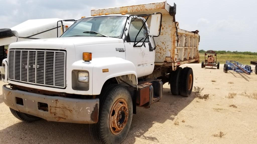 1996 Chevy Kodiac dump truck, 5 speed manual, GVW 27,100 lbs., 43K miles, VIN# 1GBL7H1JXTJ106697