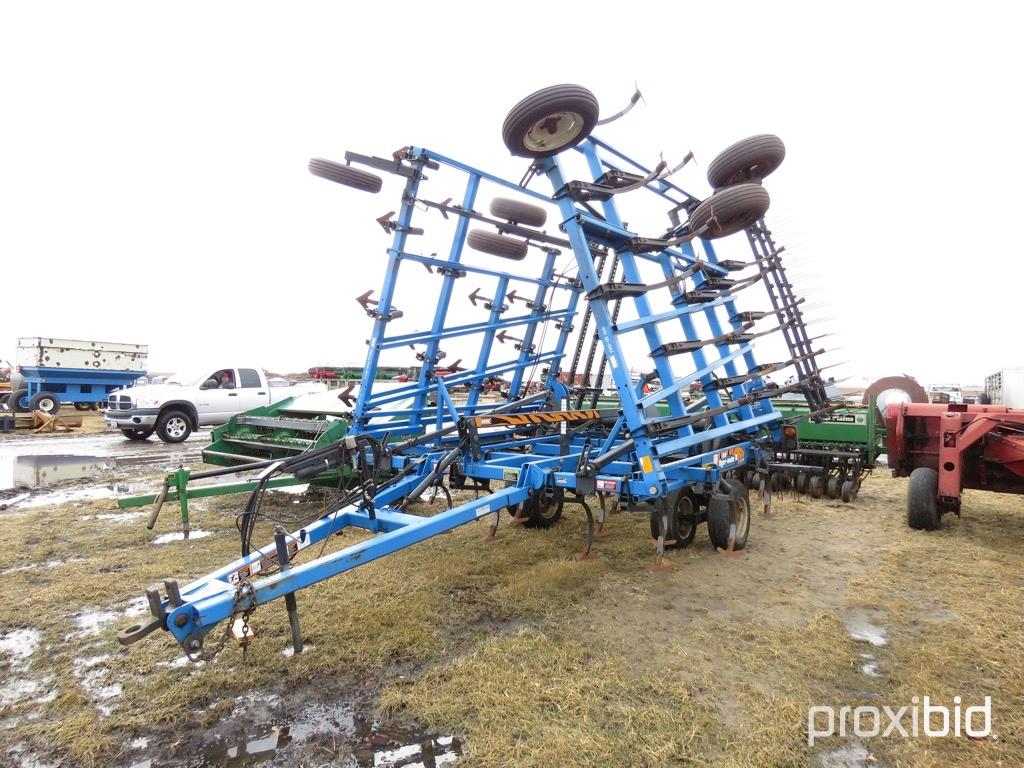 30' DMI Field Cultivator