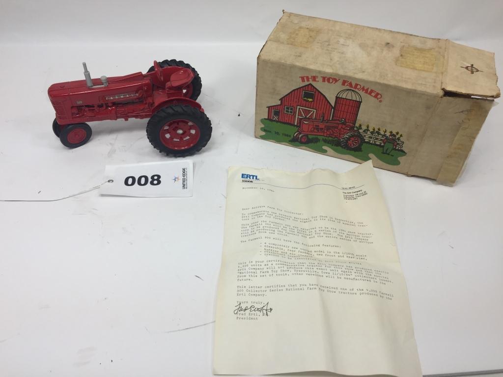 International 300 1984 Toy Farmer