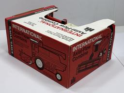 International Axial-Flow Combine, Ertl, Stock Number 413, NIB, 1/32 Scale