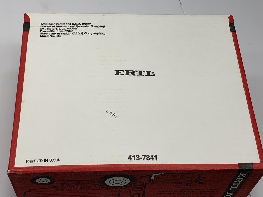 International Axial-Flow Combine, Ertl, Stock Number 413, NIB, 1/32 Scale