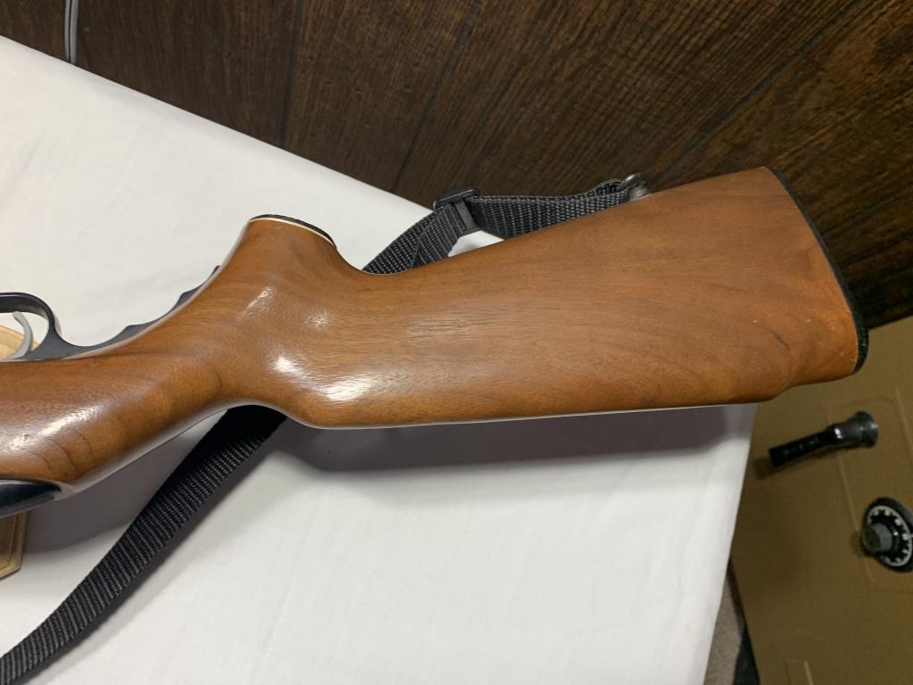 Mossberg Chuckster Model 640KA .22 Magnum WMR