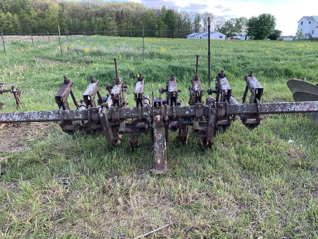 2-Row Cultivator with Rolling Fingers