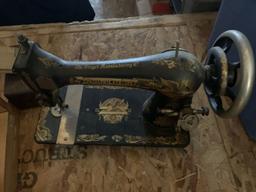 Antique Model 27 Singer Sewing Machine with Extra Parts