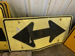 3-t Road Arrow Signs 24"x48"