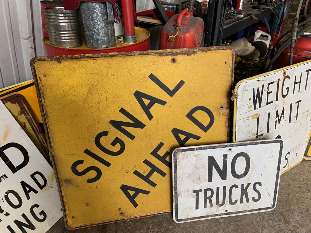 8-road Signs , Bridge, Church, No Trucks