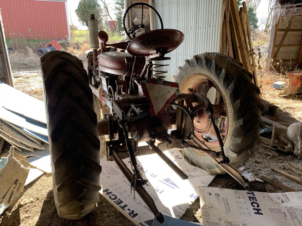 1950 Farmall H Tractor