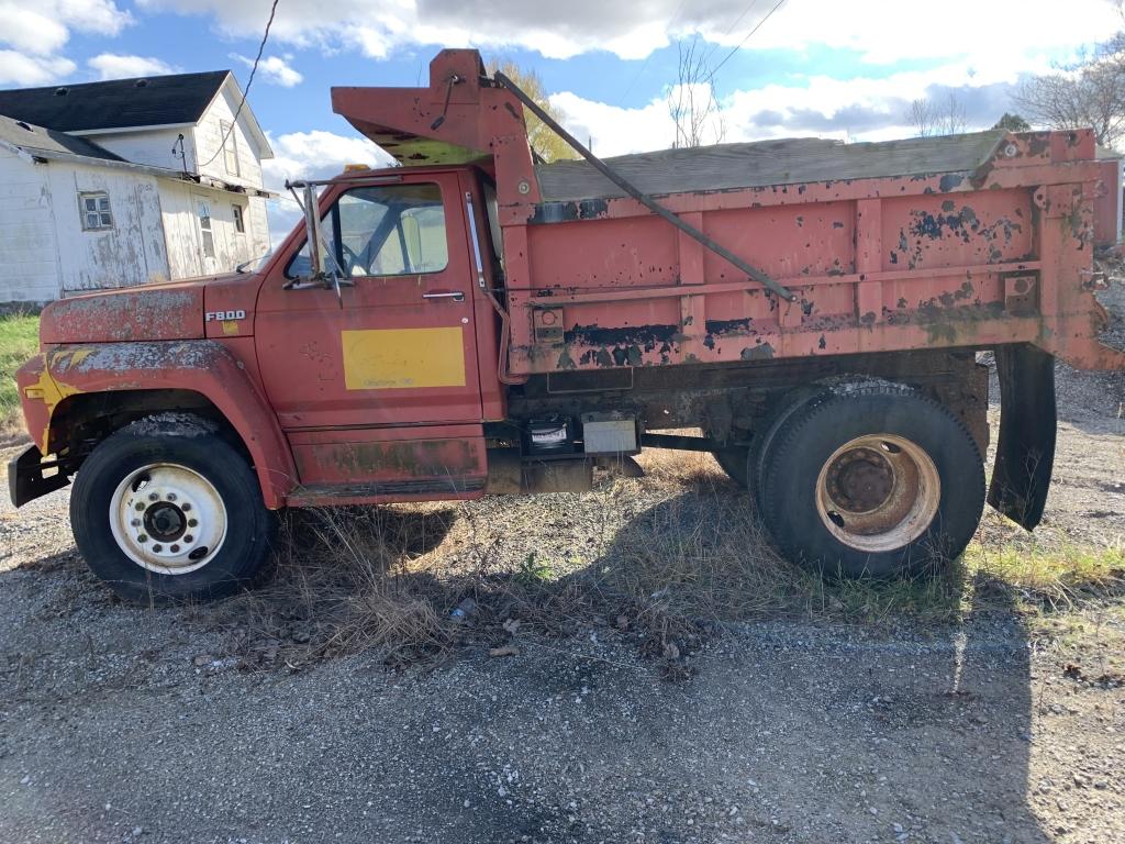 1987 Ford Dump Truck F800