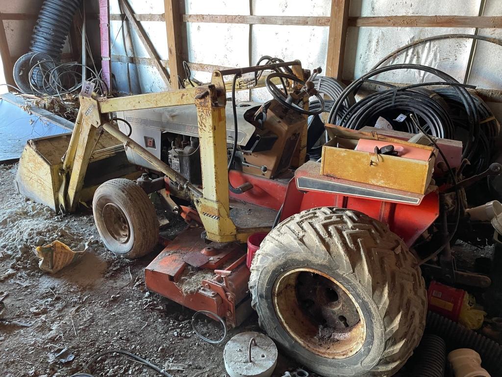 Simplicity 4041 Garden Tractor w/Danco Loader