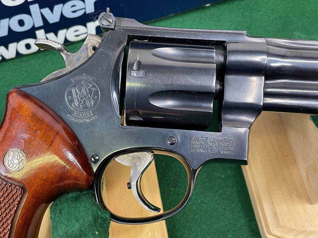 Smith & Wesson 27-3,  .357 Mag.- .38 Special. Barrel Length 6"