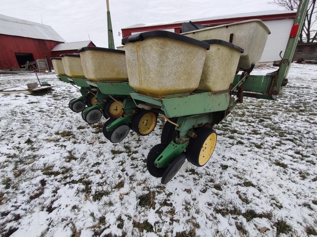 John Deere 7000 4-row Corn Planter