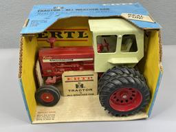 1/16 International Harvester 1456 w/ All Weather Cab