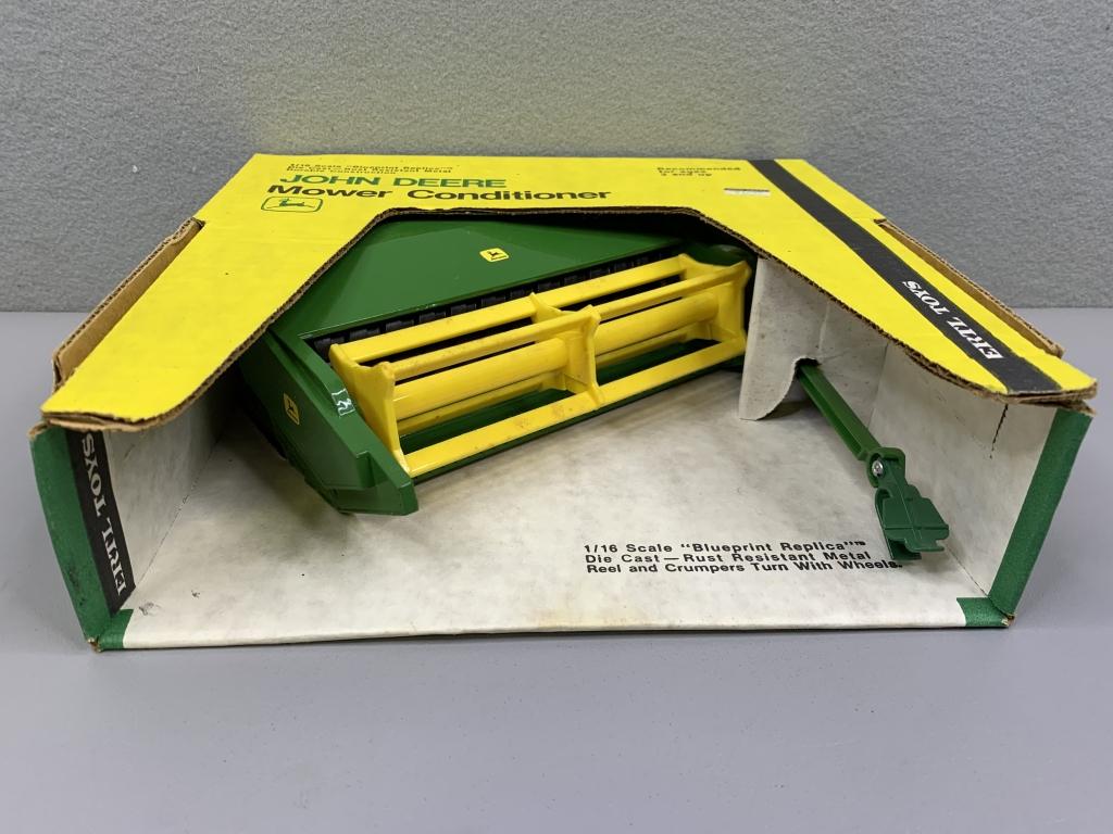 1/16 John Deere Mower Conditioner