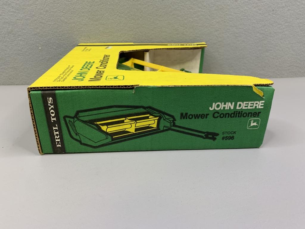 1/16 John Deere Mower Conditioner