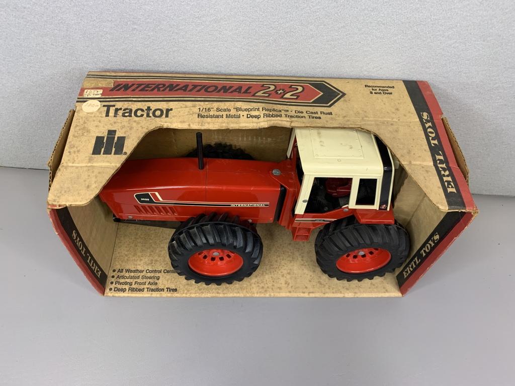 1/16 International 3588 2+2 Tractor First Edition