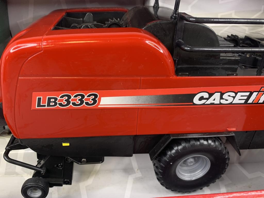 1/16 Case IH LB333 Big Square Baler, Ertl Big Farm