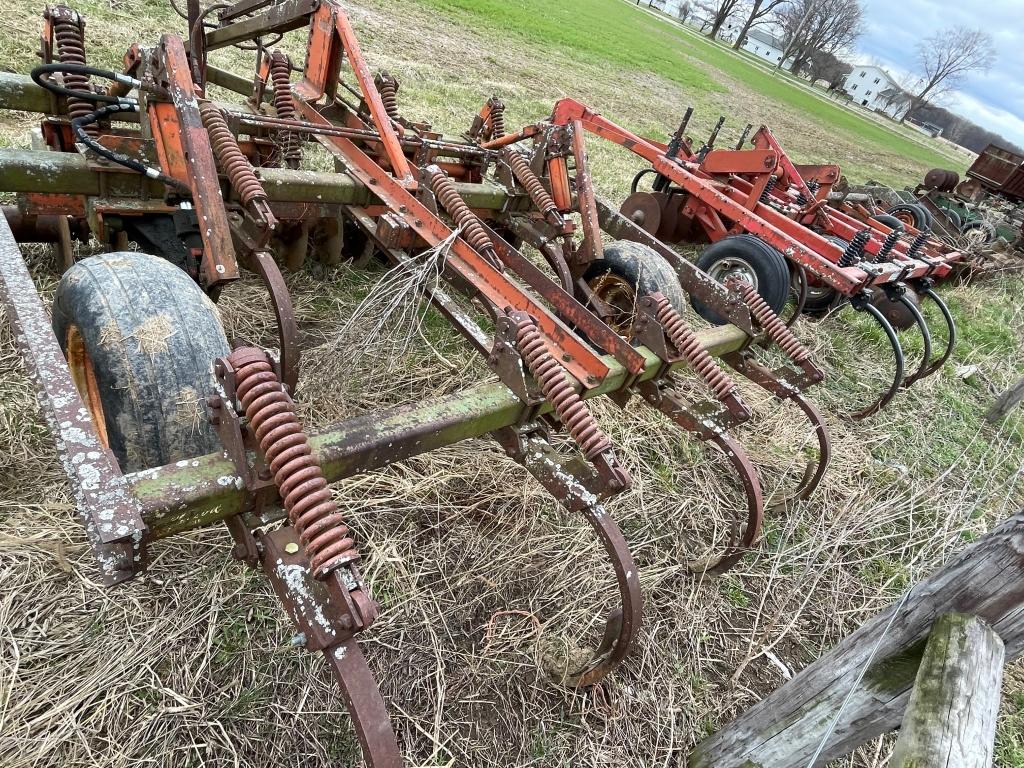 Glencoe 7-Shank Soil Saver