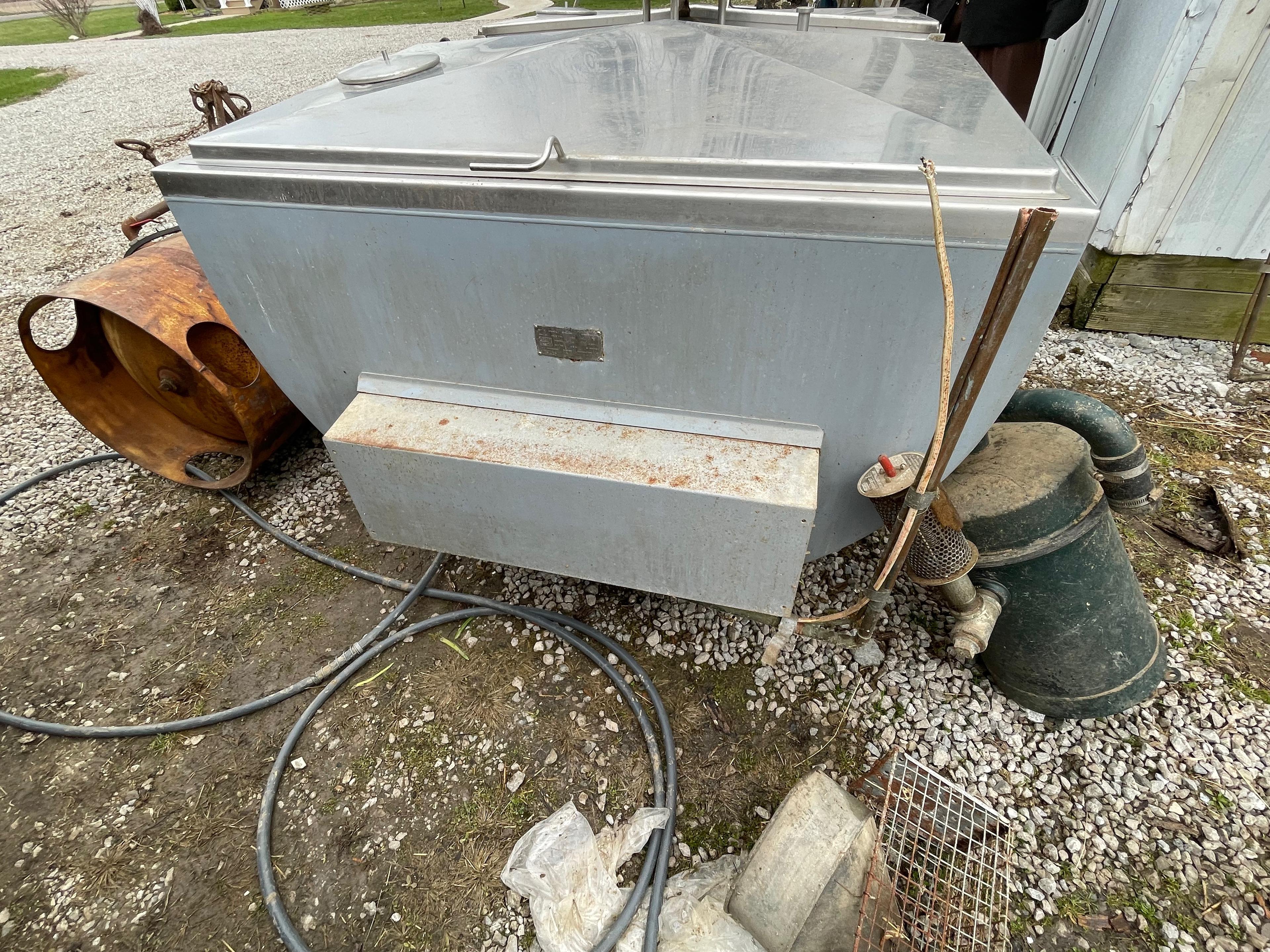 MilKeeper Bulk Cooling Tank - 375 Gal.