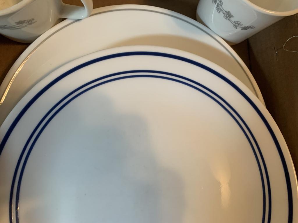 Corelle Dinnerware Qty 20