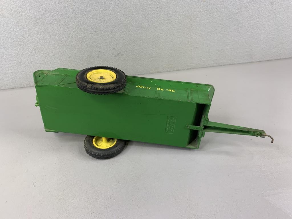 1/16 John Deere Spreader, Ertl