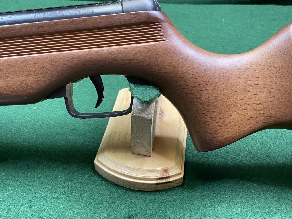 Daisy Air Gun Model 120 .177 Pellet Rifle