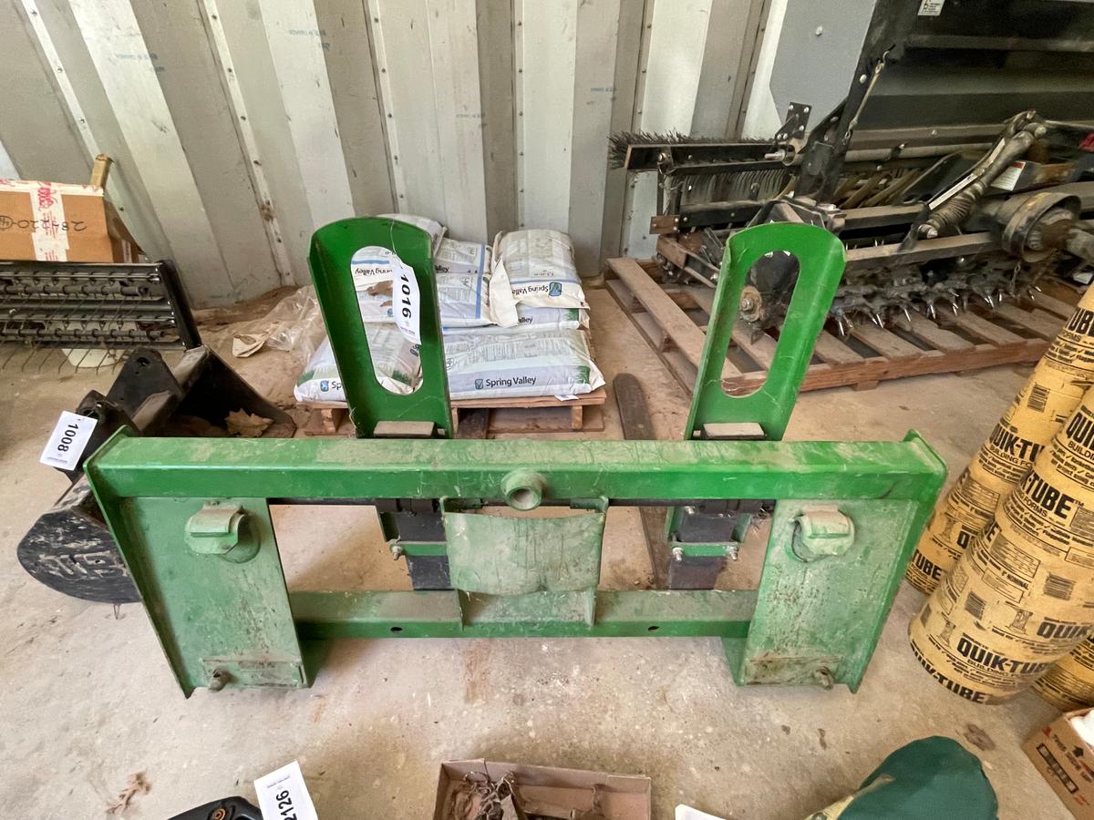 John Deere Pallet Forks, Quick Attach, 38” Forks