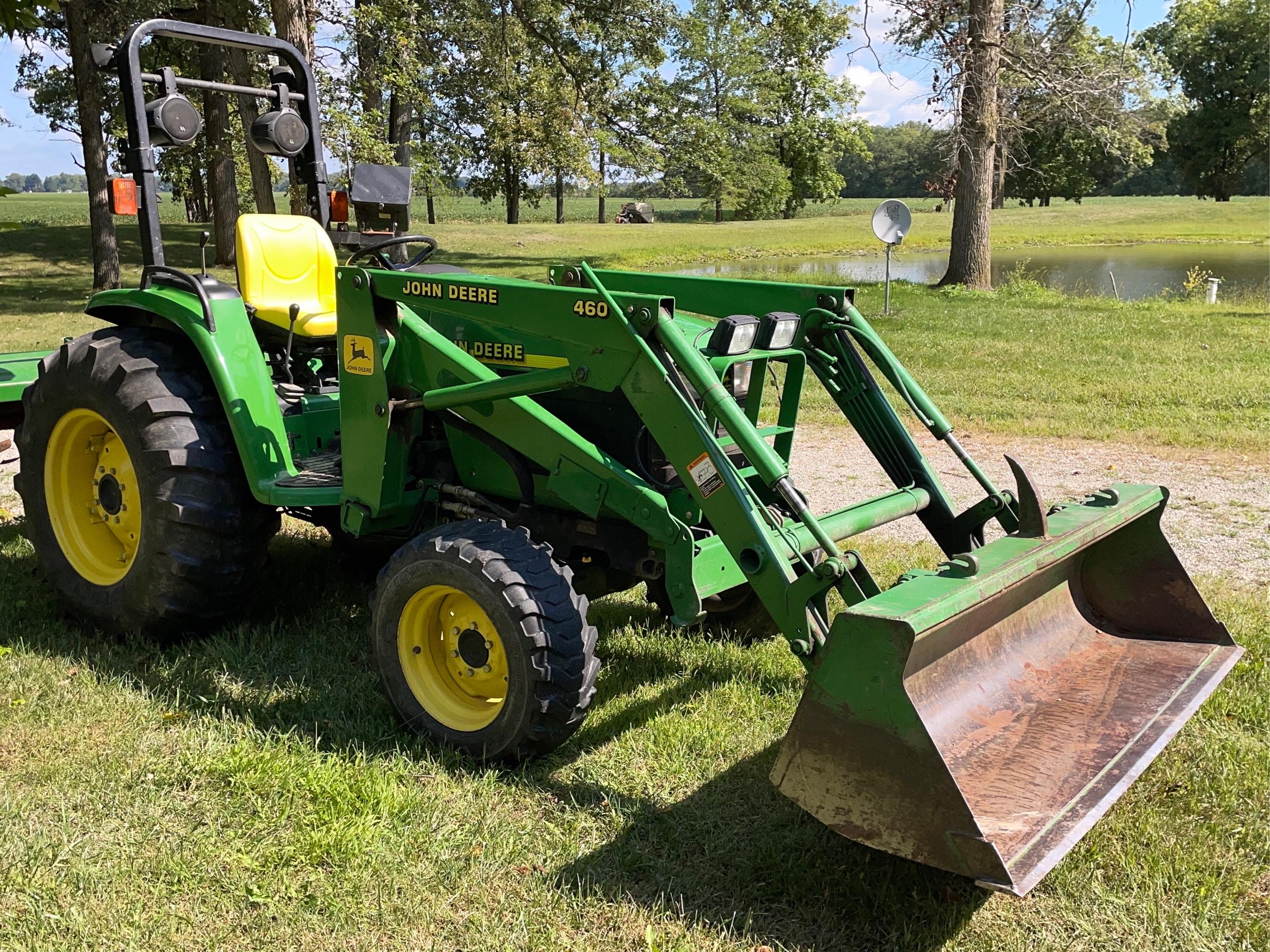 John Deere 4700 MFWD Tractor, w/ JD 460 Loader