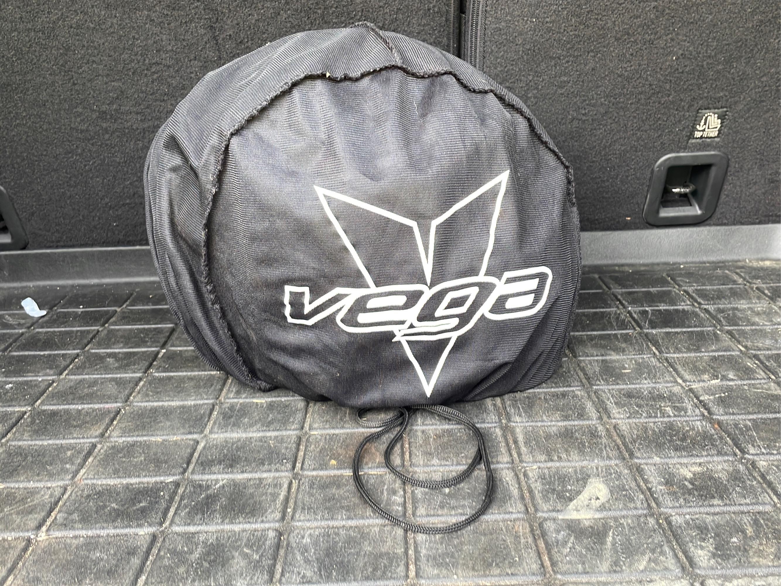 Vega Ultra Max Motorcycle Helmet With Cover, Medium