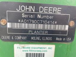 2004 John Deere 1790 32 Row CCS Planter