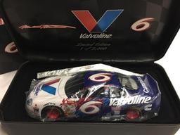 Racing champions Mark Martin authentic 1:24 scale diecast stock car with collectible case