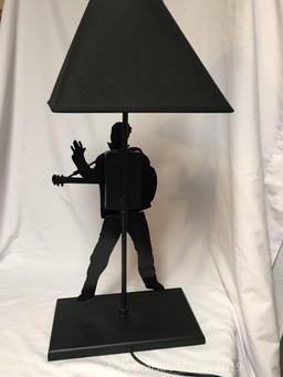 Elvis Presley desk lamp w/ battery powered swinging legs. Elvis Presley enterprises official produc