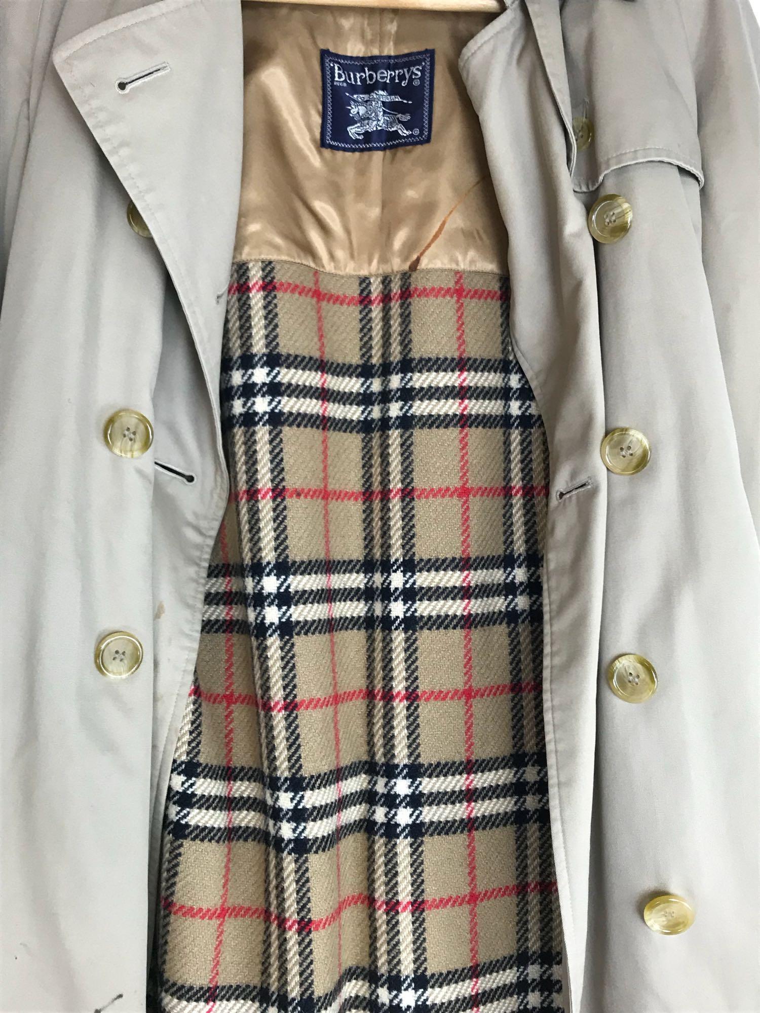 Vintage Burberry Woman's Trench Style Overcoat/Raincoat with Removable Lining