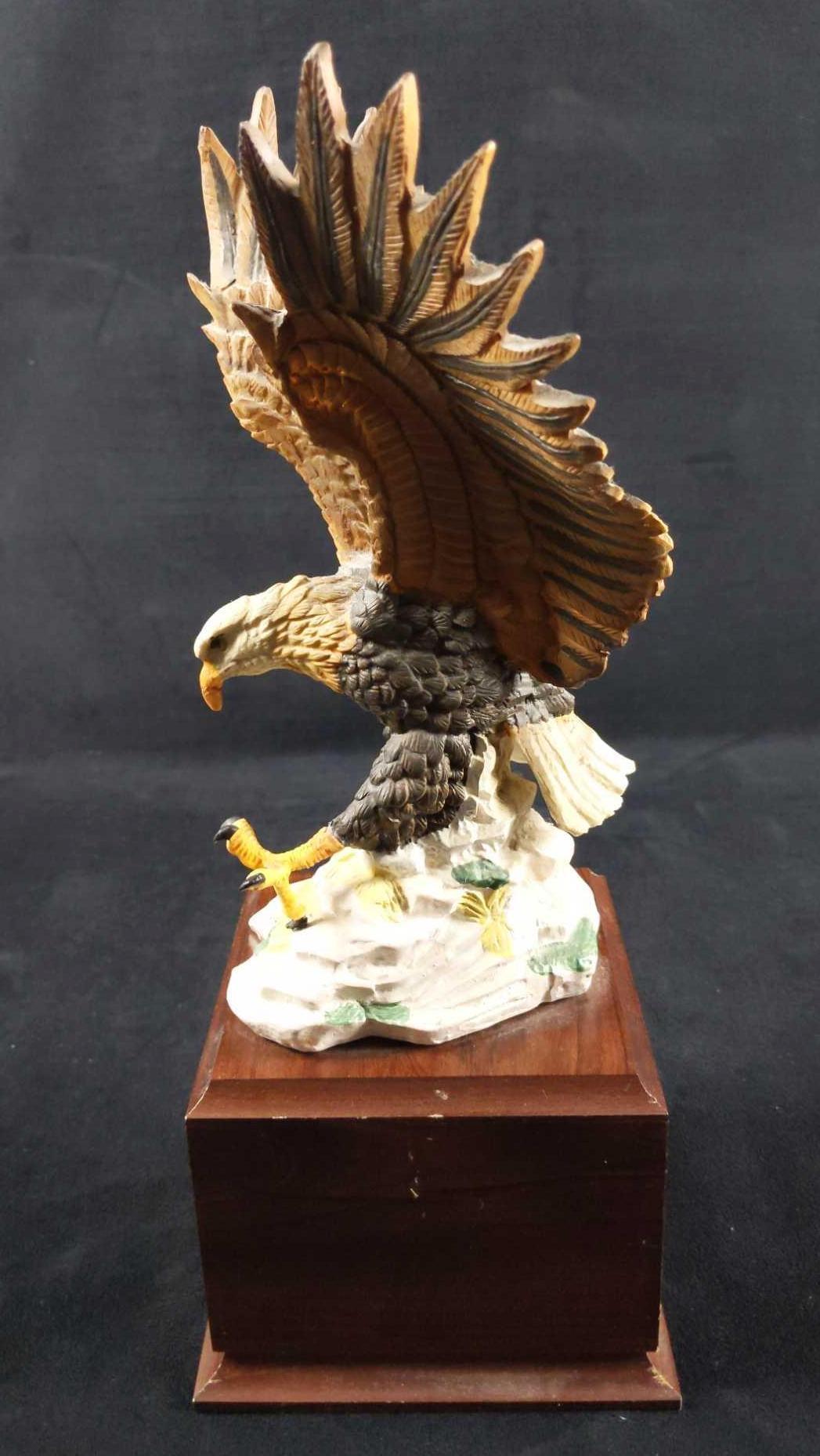 Large Eagle On Wood Base Award Mantlepiece