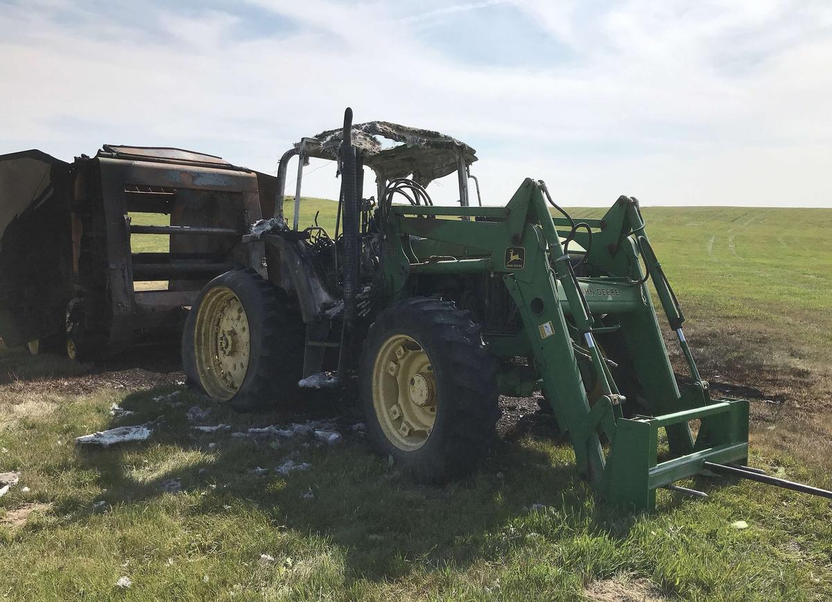 1992 John Deere 6400 Tractor with Loader