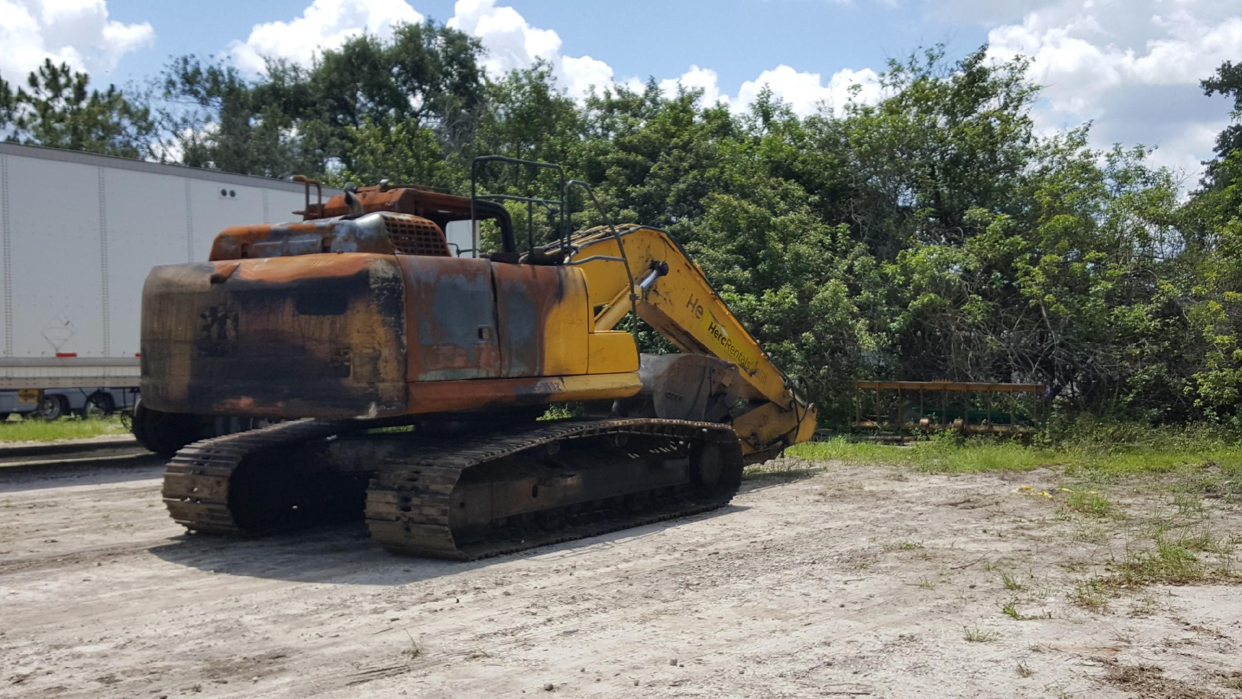 Insurance Claim : 2015 Komatsu PC 210LC-10