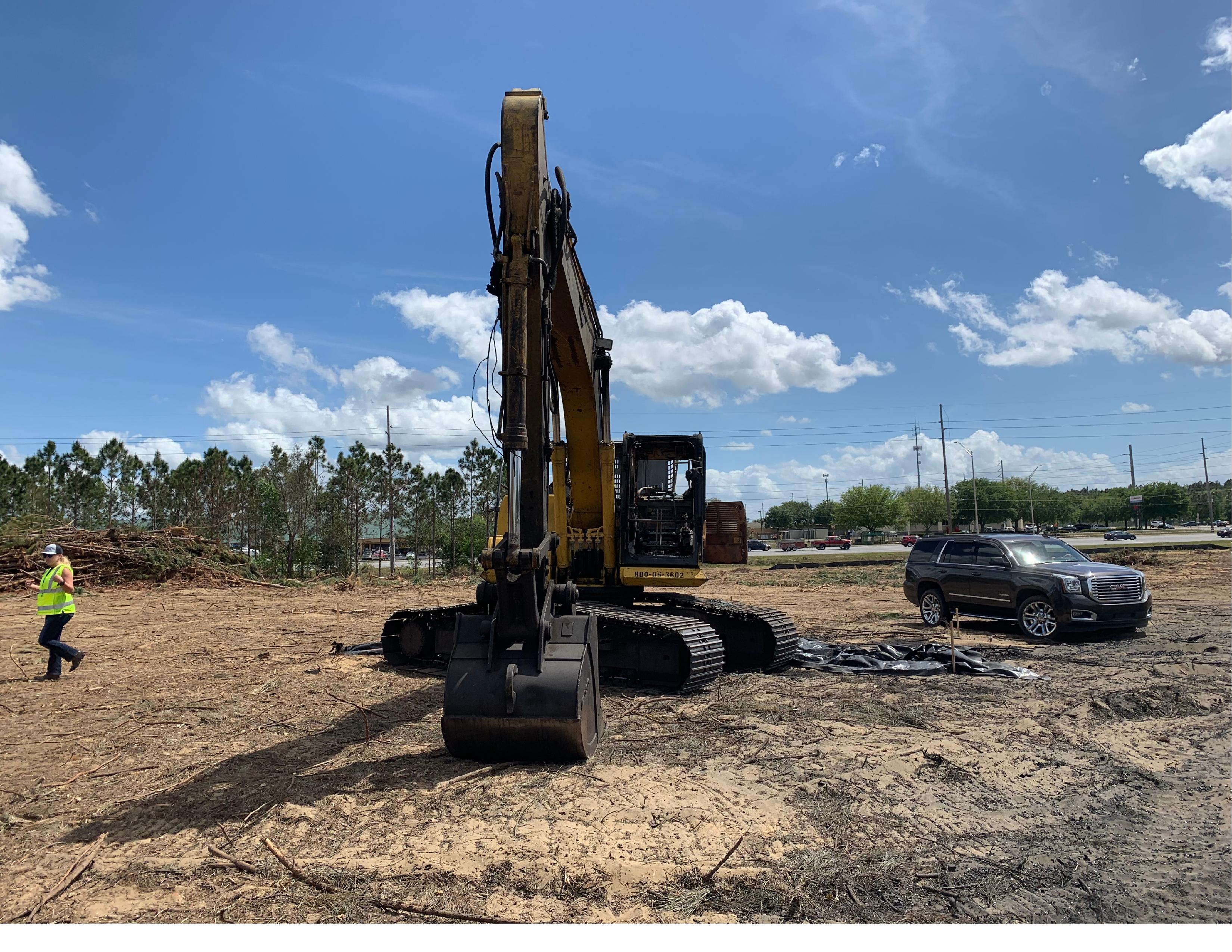 Insurance Claim : 2015 Komatsu PC 210LC-10