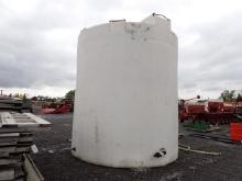 10,000 gal Upright Poly Tank