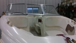 1999 Rinker 182 Fiberglass boat