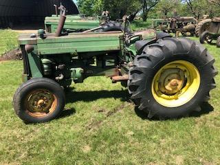 John Deere 40